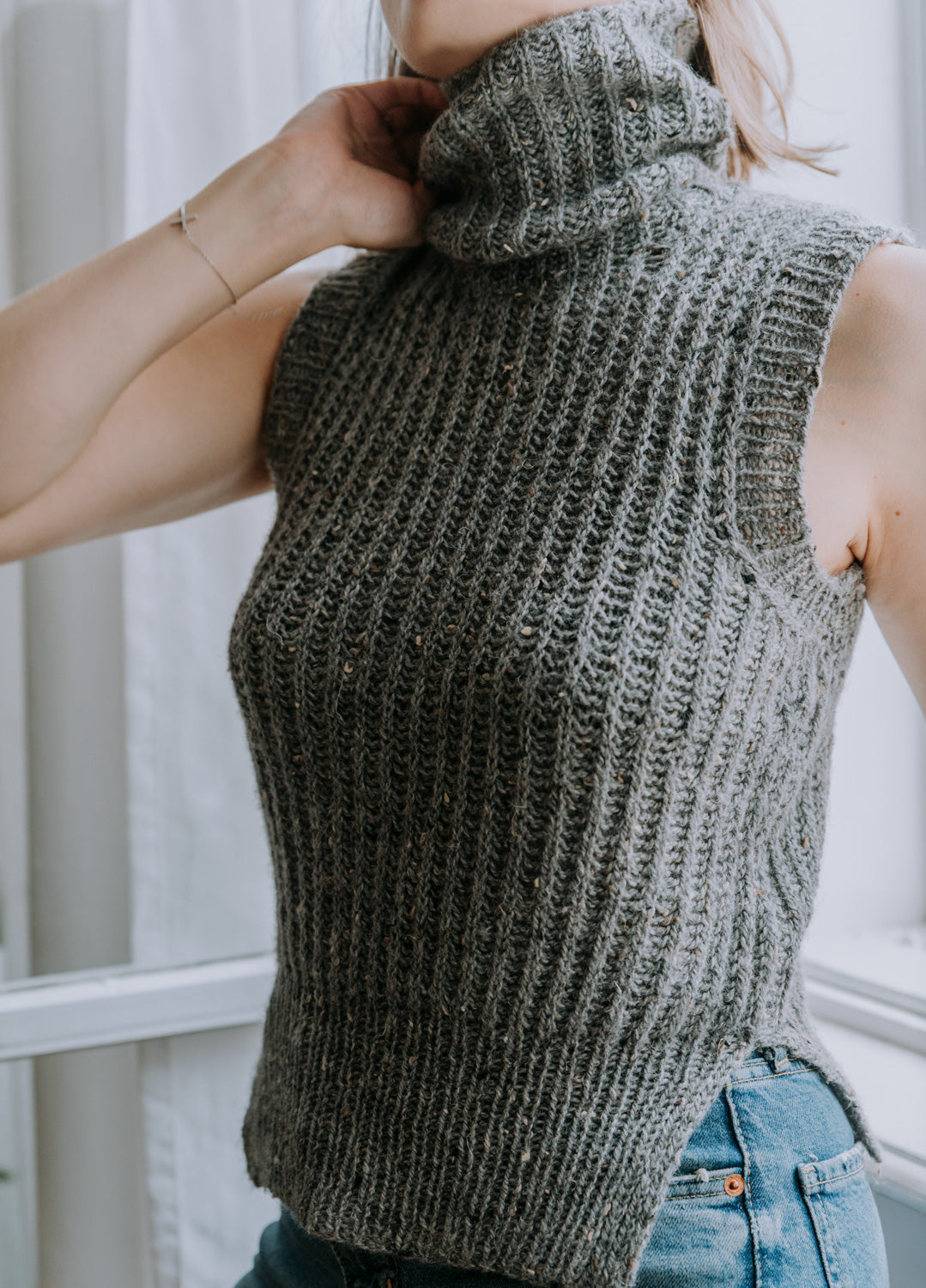 Melody Slipover Vest Free Pattern x @violist.knits – We are knitters