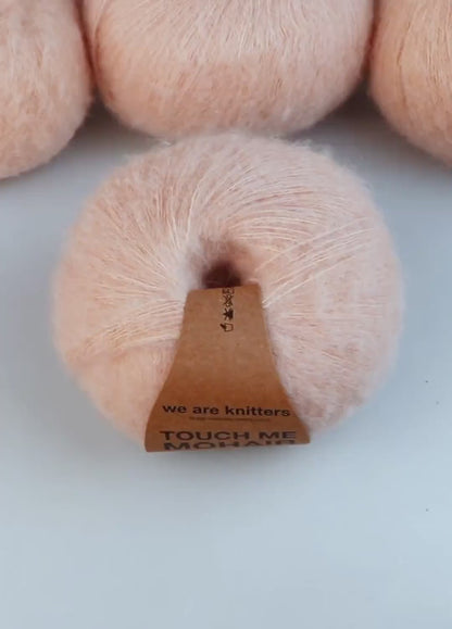 Touch me Mohair Salmon